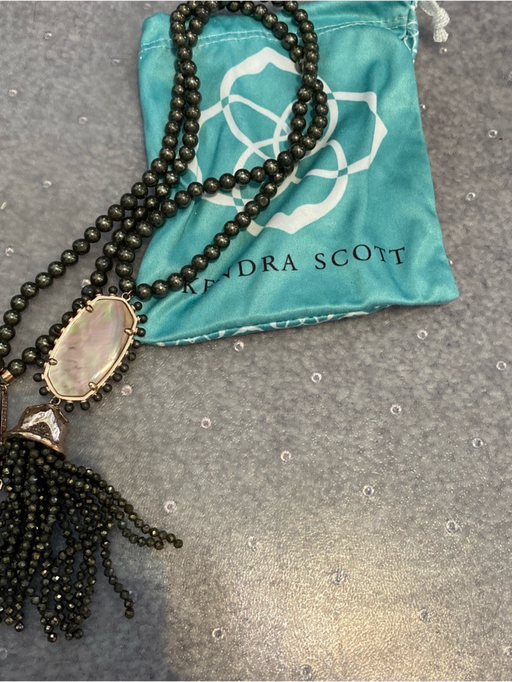 Kendra Scott coffee colored iridescent Beaded Pendant Necklace Iridescent Stone